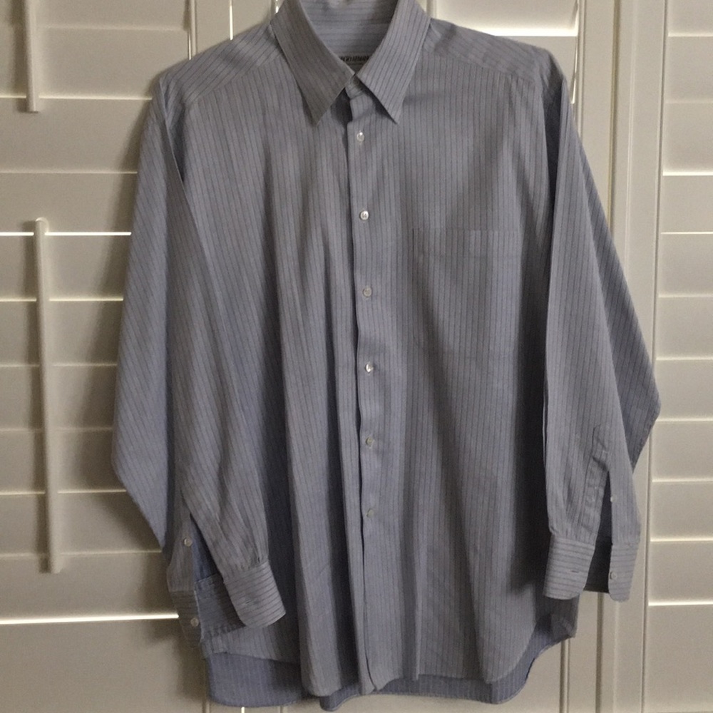 Giorgio Armani 16/41 R Button down shirt.